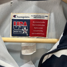 Cargar imagen en el visor de la galería, Chaqueta Ligera USA Dream Team Toronto 1994 Champion Vintage - XS/S
