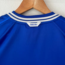 Cargar imagen en el visor de la galería, Camiseta Chelsea 1999-01 Home Umbro Vintage - XL/XXL
