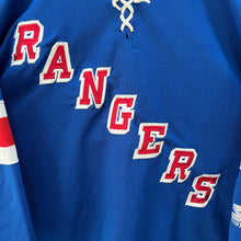 Load image into Gallery viewer, Camiseta New York Rangers 1997-99 Road Starter Vintage - S/M
