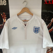 Carregar imagem no visualizador da galeria, Camiseta Inglaterra 2011-12 Home Umbro - XL/XXL
