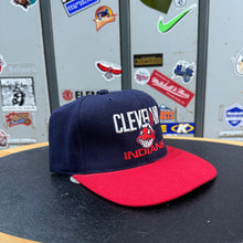 Cargar imagen en el visor de la galería, BNWOT Gorra Cleveland Indians AMCAP Vintage 90s
