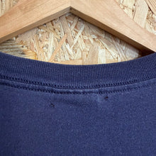 Cargar imagen en el visor de la galería, Camiseta Atlanta Braves Early 90s Nutmeg Mills Vintage - M/L
