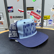 Cargar imagen en el visor de la galería, BNWOT Gorra North Carolina Tar Heels 90s Vintage
