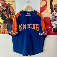 Lade das Bild in den Galerie-Viewer, Beisbolera New York Knicks Early 00’s Starter Vintage - XL/XXL
