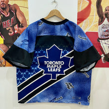 Load image into Gallery viewer, Camiseta Toronto Maple Leafs CCM Vintage 90’s - L/XL
