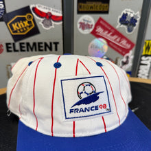 Carregar imagem no visualizador da galeria, Gorra Mundial Francia ‘98 1998 Global Caps Vintage
