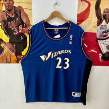 Load image into Gallery viewer, Camiseta Washington Wizards Road 2001-03 Michael Jordan #23 Champion Vintage - L/XL
