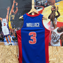 Cargar imagen en el visor de la galería, Camiseta Detroit Pistons 2004 Road Ben Wallace #3 Reebok Vintage - S/M
