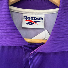 Carregar imagem no visualizador da galeria, Camiseta Fiorentina 1995-96 Home Reebok Vintage - L/XL
