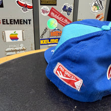 Carregar imagem no visualizador da galeria, Gorra FC Barcelona Basket Early/Mid 90s Pro-Specs Vintage
