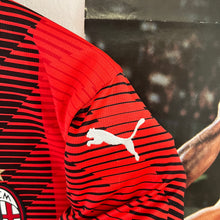 Carregar imagem no visualizador da galeria, Camiseta AC Milan 2023-24 Home Puma - L/XL

