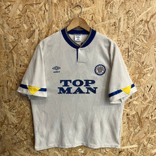 Cargar imagen en el visor de la galería, Camiseta Leeds United 1990-91 Umbro Vintage - L/XL
