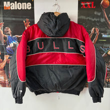 Cargar imagen en el visor de la galería, Chaqueta Chicago Bulls REVERSIBLE 90s Pro Player Vintage - XS/S
