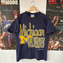 Cargar imagen en el visor de la galería, Camiseta Michigan Wolverines Early/Mid 90’s The Game Vintage - M/L
