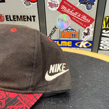 Cargar imagen en el visor de la galería, Gorra Air Jordan 1993/94 Vintage
