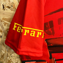 Load image into Gallery viewer, BNWT Camiseta Kimi Räikönen 2007-09 Ferrari - L/XL
