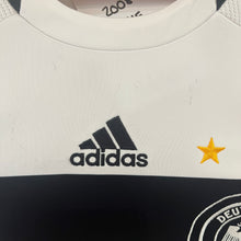 Carregar imagem no visualizador da galeria, Camiseta Alemania 2008 Home Mario Gómez #9 Adidas - L/XL

