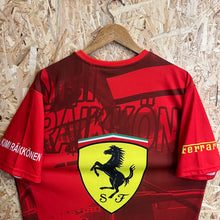 Load image into Gallery viewer, BNWT Camiseta Kimi Räikönen 2007-09 Ferrari - L/XL
