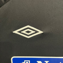Carregar imagem no visualizador da galeria, Camiseta Inglaterra 2010 Training Umbro - S/M
