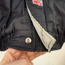 Cargar imagen en el visor de la galería, Chaqueta Oakland Raiders Late 90s Starter Vintage - L/XL
