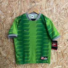Cargar imagen en el visor de la galería, BNWT Camiseta Nike 1998 Vintage - XS/S

