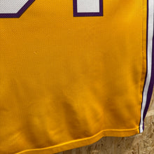 Cargar imagen en el visor de la galería, Camiseta Los Angeles Lakers 2000/03 Home Shaquille O’Neal #34 Champion Vintage - L/XL
