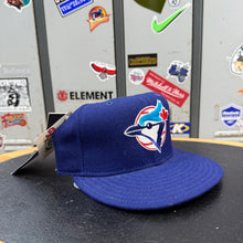 Load image into Gallery viewer, BNWT Gorra Toronto Blue Jays Early 90s New Era Vintage
