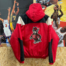 Cargar imagen en el visor de la galería, Pullover NC State Wolfpack 1994/95 Starter Vintage - XS/S
