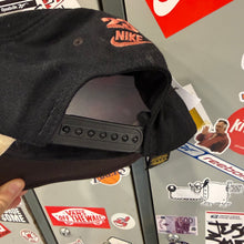 Cargar imagen en el visor de la galería, Gorra Air Jordan 1992 Vintage
