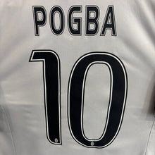 Carica l'immagine nel visualizzatore di Gallery, Camiseta Juventus 2015-16 Home Pogba #10 Adidas - M/L
