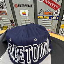 Cargar imagen en el visor de la galería, Gorra Georgetown Hoyas Drew Pearson 1992 Vintage
