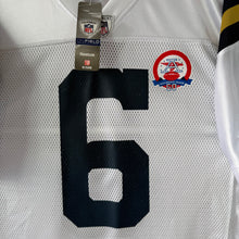 Cargar imagen en el visor de la galería, BNWT Camiseta New York Jets 2009/10 Throwback 2 Mark Sanchez #6 Reebok - S/M
