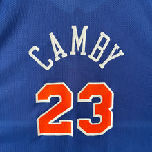 Lade das Bild in den Galerie-Viewer, Camiseta New York Knicks Road 1998-99 Marcus Camby #23 Champion Vintage - XL Youth
