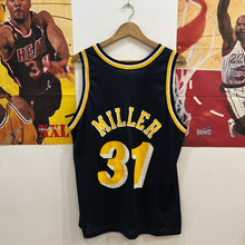 Cargar imagen en el visor de la galería, Camiseta Indiana Pacers 1991-92 Road Reggie Miller #31 Champion Vintage - L/XL
