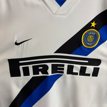 Cargar imagen en el visor de la galería, Camiseta Inter de Milán 2004-05 Away Nike Vintage - L/XL
