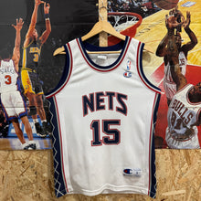 Cargar imagen en el visor de la galería, Camiseta New Jersey Nets Home 2004/08 Vince Carter #15 Champion Vintage - S/M
