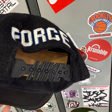 Cargar imagen en el visor de la galería, Gorra Nike Force 1993 Vintage
