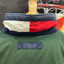 Cargar imagen en el visor de la galería, Plumas Tommy Hilfiger Vintage 90’s - M/L
