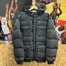 Load image into Gallery viewer, Chaqueta Plumas DC Y2K - L/XL
