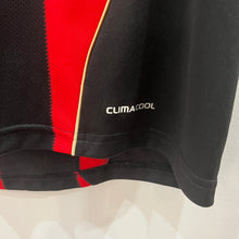 Load image into Gallery viewer, Camiseta AC Milan 2010-11 Home Puma - L/XL
