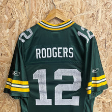Load image into Gallery viewer, Camiseta Green Bay Packers 2008 Home Aaron Rodgers #12 Reebok - S/M
