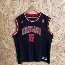 Load image into Gallery viewer, Camiseta Chicago Bulls Alternate 2011-12 Carlos Boozer #5 Adidas - L/XL
