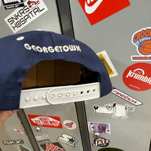 Cargar imagen en el visor de la galería, BNWT Gorra Georgetown Hoyas 90s CMP Vintage
