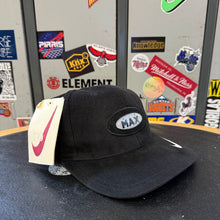 Load image into Gallery viewer, BNWT Gorra Nike Air Max 1998 Vintage
