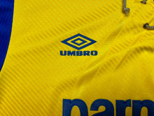 Lade das Bild in den Galerie-Viewer, Camiseta Parma Calcio 1913 1993-94 Umbro Vintage - M/L
