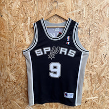 Load image into Gallery viewer, Camiseta San Antonio Spurs 2001/03 Road Tony Parker #9 Champion Vintage - M/L
