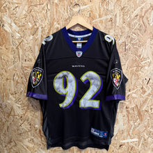 Charger l'image dans la galerie, Camiseta Baltimore Ravens 2010/11 Alternate Haloti Ngata #92 Reebok - M/L
