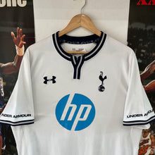 Cargar imagen en el visor de la galería, Camiseta Tottenham Hotspur 2013-14 Home Under Armour - L/XL
