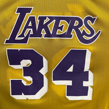 Cargar imagen en el visor de la galería, Camiseta Reversible Los Angeles Lakers 1996-97 Shaquille O’Neal #34 Champion Vintage - M Youth
