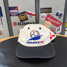 Carregar imagem no visualizador da galeria, Gorra Mundial Francia ‘98 1998 Global Caps Vintage
